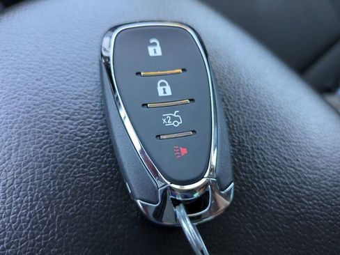 Used 2022 Chevrolet Malibu RS image 24