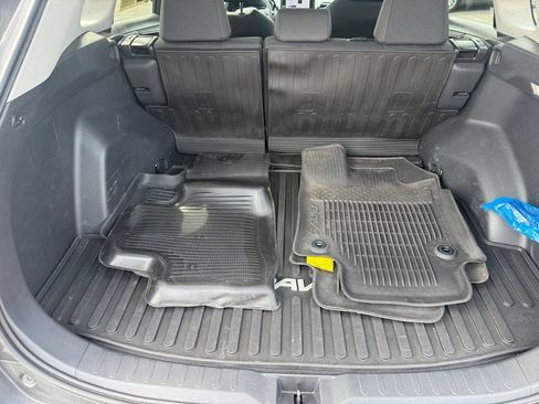 Used 2024 Toyota RAV4 LE AWD/4WD image 24