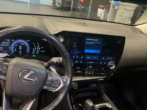 Used 2022 Lexus NX 350h AWD image 5