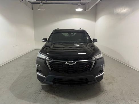 Certified 2023 Chevrolet Traverse RS w/ LPO, Floor Liner Package image 2