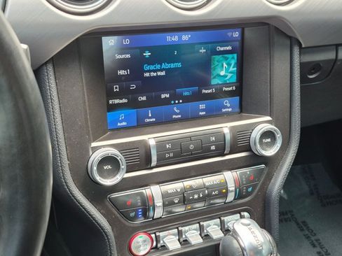 Used 2019 Ford Mustang Premium RWD image 13