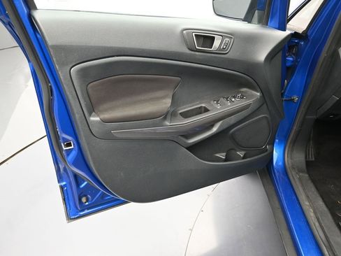 Used 2020 Ford EcoSport SE image 10