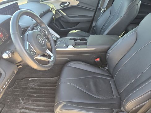 Used 2025 Acura TLX w/ Technology Package image 18