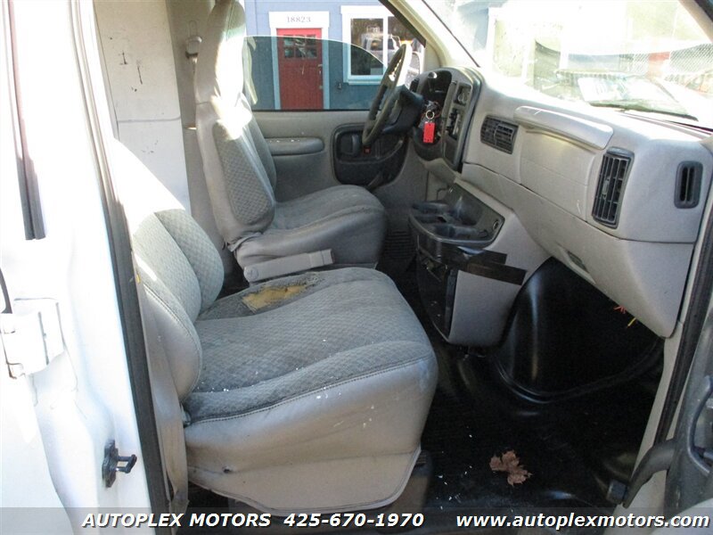 Used 1998 GMC Savana 1500 RWD image 14