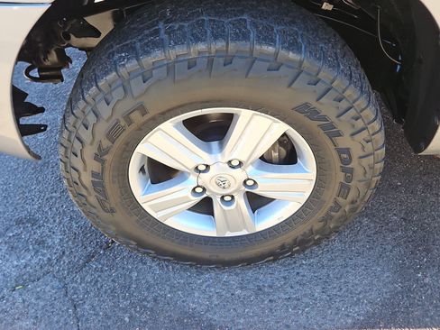 Used 2008 Toyota Sequoia Limited image 10