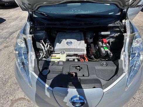 Used 2013 Nissan Leaf SL FWD image 16