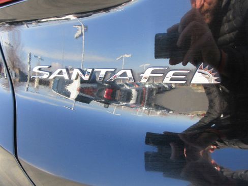 Used 2023 Hyundai Santa Fe Limited w/ Cargo Package image 8