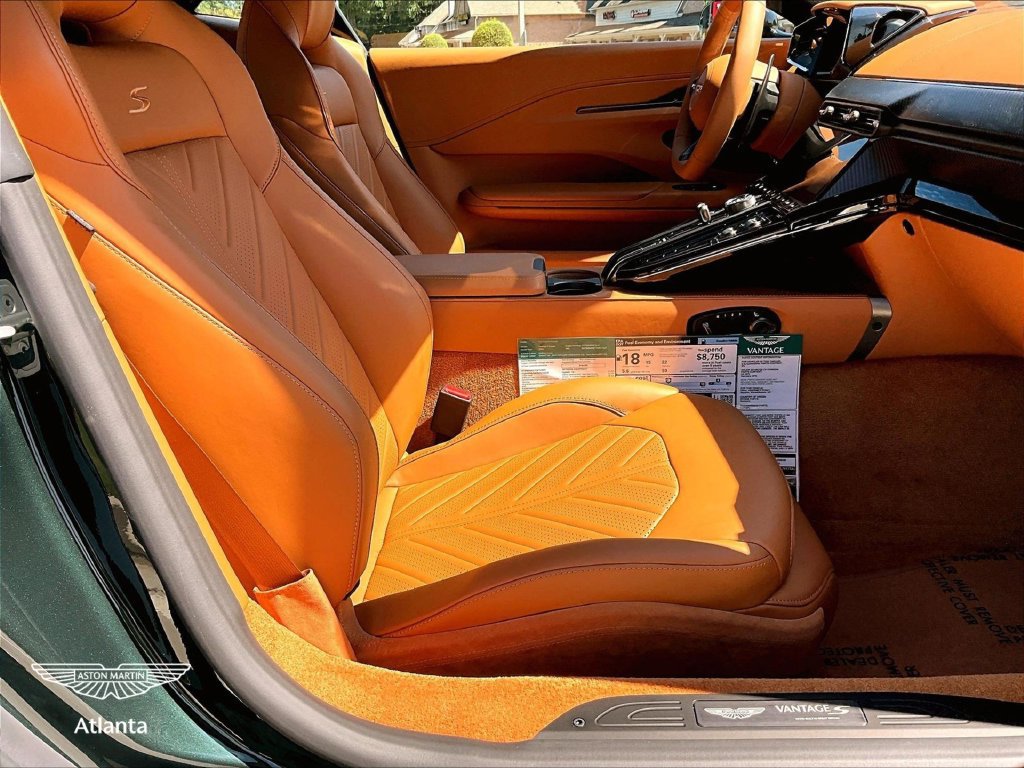 Used 2026 Aston Martin V8 Vantage S RWD image 8