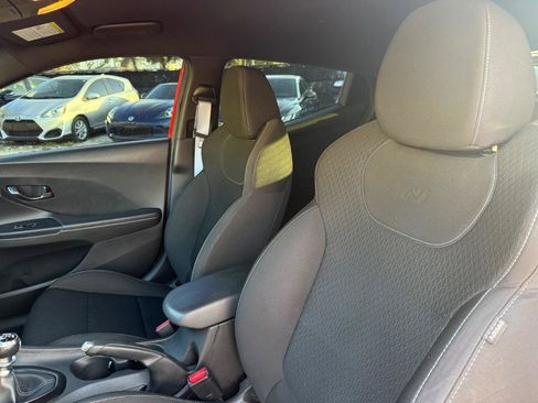 Used 2020 Hyundai Veloster N image 10