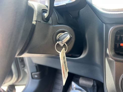 Used 2023 Ford Maverick XLT FWD image 17