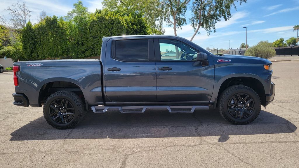 Used 2021 Chevrolet Silverado 1500 Custom Trail Boss w/ LPO, Dark Essentials Package AWD/4WD image 12