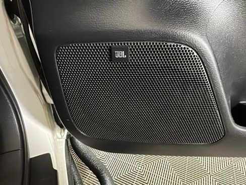 Used 2021 Toyota Tacoma TRD Sport w/ TRD Premium Sport Package AWD/4WD image 31