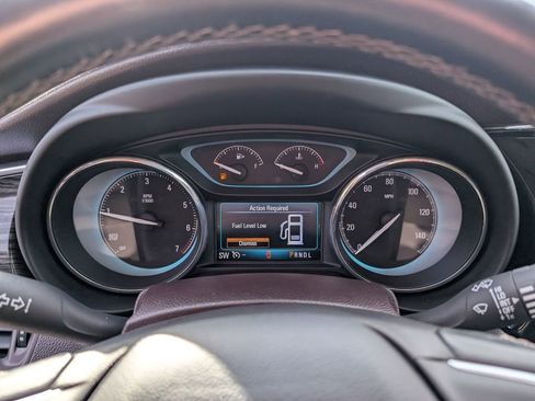 Used 2017 Buick Envision Essence image 19