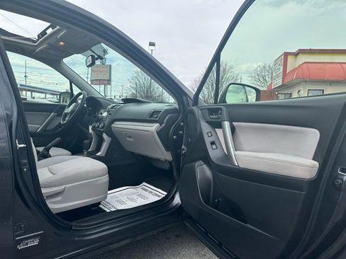 Used 2015 Subaru Forester 2.5i Premium w/ All-Weather Package image 19