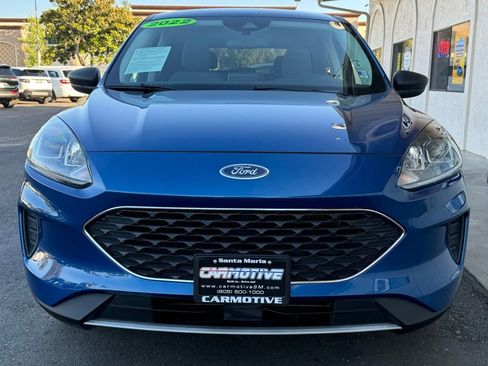 Used 2022 Ford Escape SE image 9