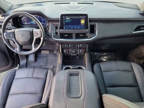 Used 2024 Chevrolet Suburban RST w/ Luxury Package AWD/4WD image 14