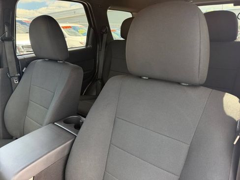 Used 2010 Ford Escape XLT FWD image 13