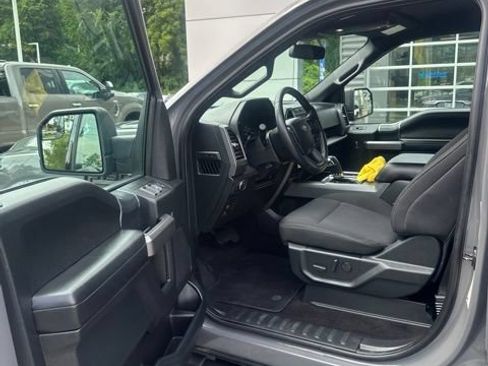 Used 2020 Ford F150 XLT w/ Equipment Group 302A Luxury AWD/4WD image 15