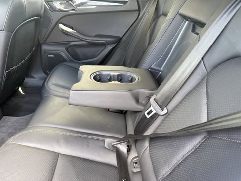 Used 2015 Porsche Macan S image 20