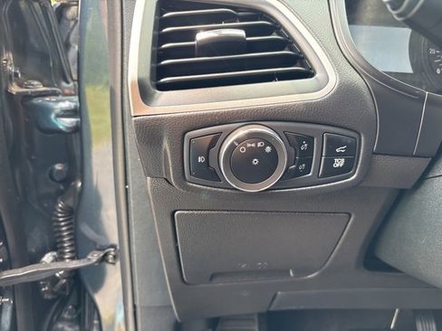 Certified 2023 Ford Edge SEL w/ Convenience Package image 18