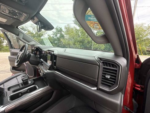 Certified 2023 Chevrolet Silverado 1500 LTZ w/ LTZ Premium Package AWD/4WD image 29
