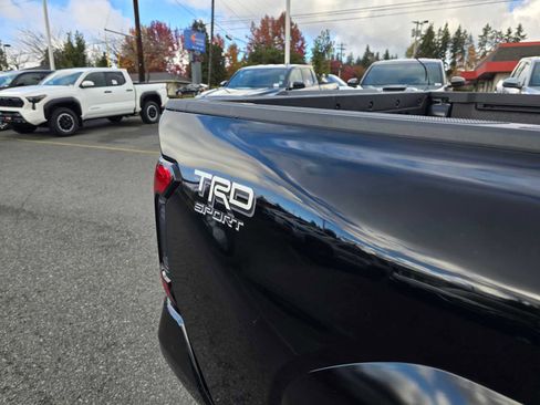 New 2025 Toyota Tacoma TRD Sport image 15