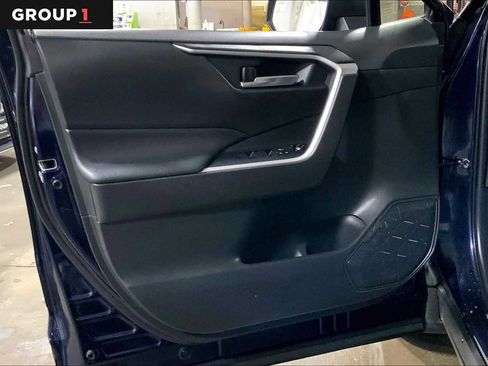 Certified 2021 Toyota RAV4 XLE image 22