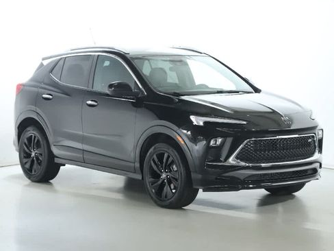 Used 2024 Buick Encore GX Sport Touring w/ Comfort Package AWD/4WD image 9