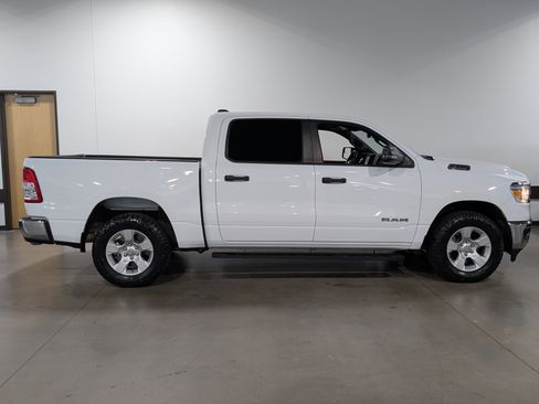 Used 2023 RAM 1500 Big Horn image 2