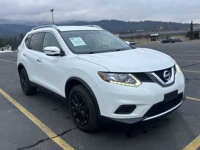 Used 2016 Nissan Rogue S w/ Appearance Package
