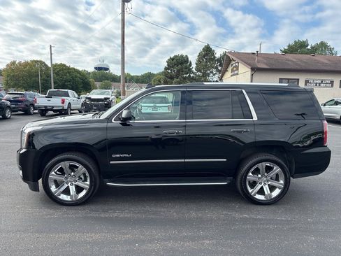 Used 2018 GMC Yukon Denali w/ Open Road Package AWD/4WD image 6