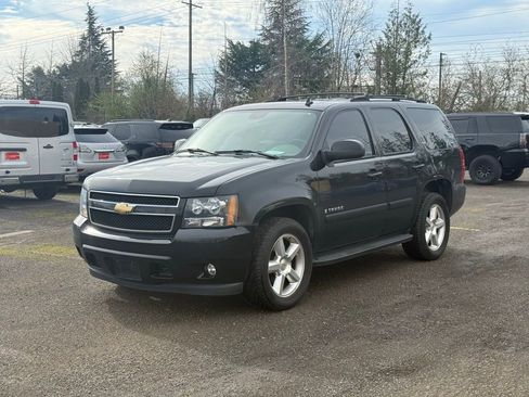 Used 2007 Chevrolet Tahoe LTZ w/ LTZ Preferred Equipment Group image 2