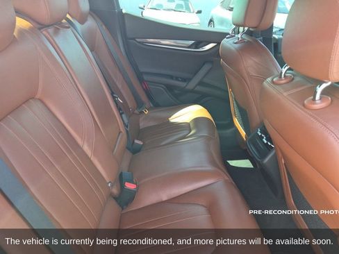Used 2017 Maserati Ghibli RWD image 13