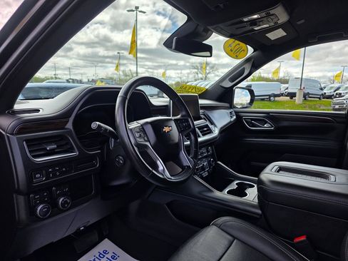 Used 2024 Chevrolet Tahoe Premier AWD/4WD image 21