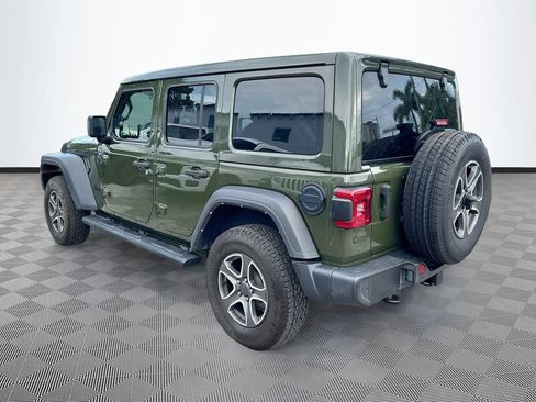 Certified 2022 Jeep Wrangler Unlimited Sport w/ Sun And Sound Package AWD/4WD image 8