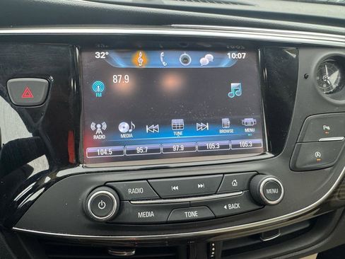 Used 2019 Buick Envision Preferred AWD/4WD image 21