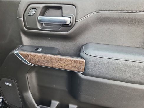 Used 2022 GMC Sierra 1500 Denali w/ Denali Reserve Package image 16