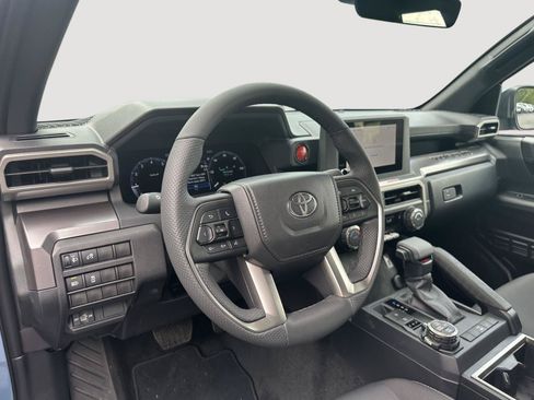 Used 2026 Toyota Tacoma TRD Off-Road AWD/4WD image 11