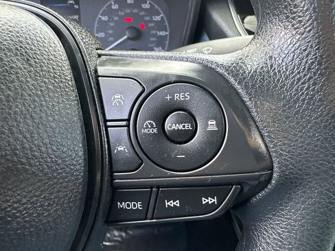 Used 2024 Toyota Corolla Cross AWD Hybrid image 34