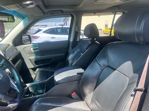 Used 2014 Honda Pilot Touring image 9
