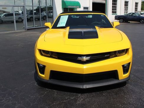 Used 2013 Chevrolet Camaro ZL1 RWD image 23