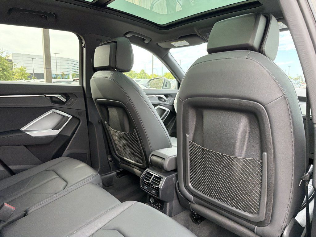 Used 2025 Audi Q3 2.0T Premium AWD/4WD image 17