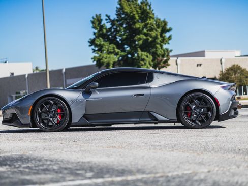 Used 2022 Maserati MC20 Coupe image 27