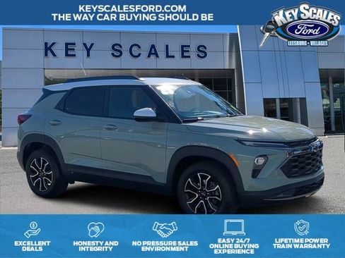 Used 2025 Chevrolet TrailBlazer ACTIV w/ Driver Confidence Package image 1