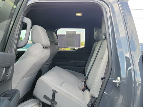 Used 2024 Toyota Tacoma SR5 AWD/4WD image 10