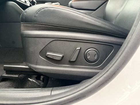 Certified 2023 Kia Sportage EX image 9