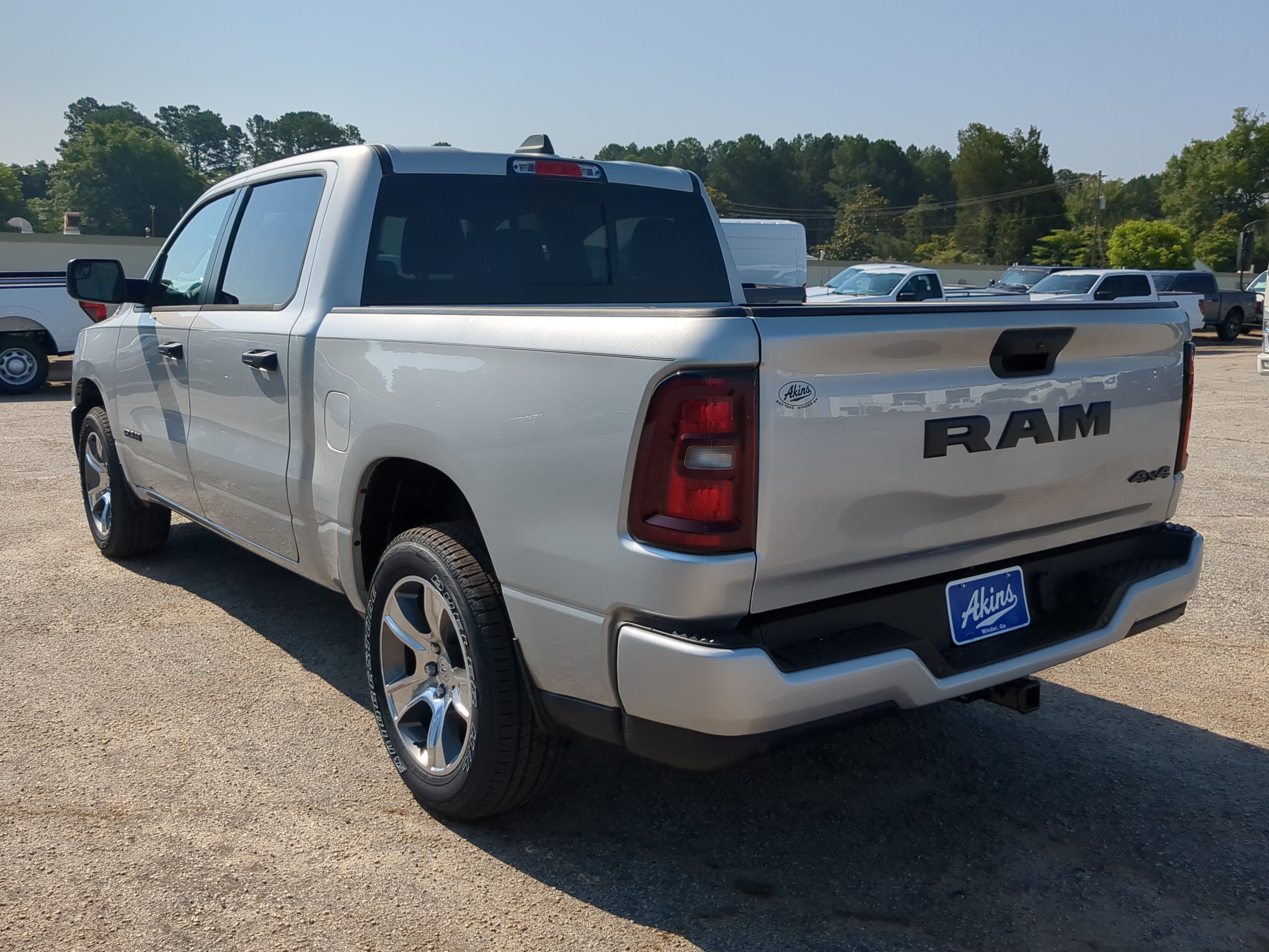 New 2026 RAM 1500 Express AWD/4WD image 6