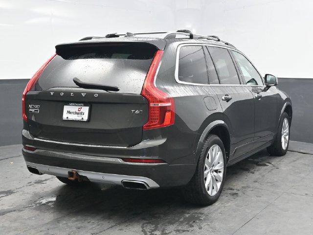 Used 2018 Volvo XC90 T6 Momentum w/ Convenience Package AWD/4WD image 7