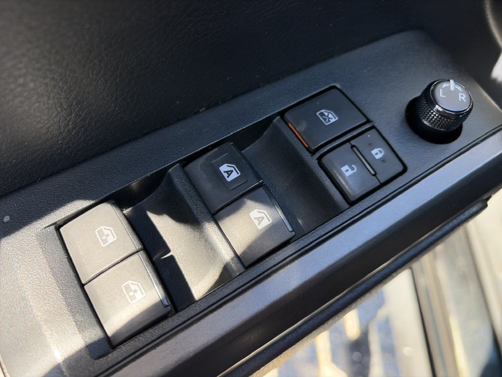 Used 2019 Toyota Tacoma TRD Pro AWD/4WD image 17