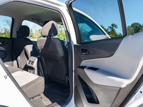 Used 2024 Chevrolet Equinox LT image 13